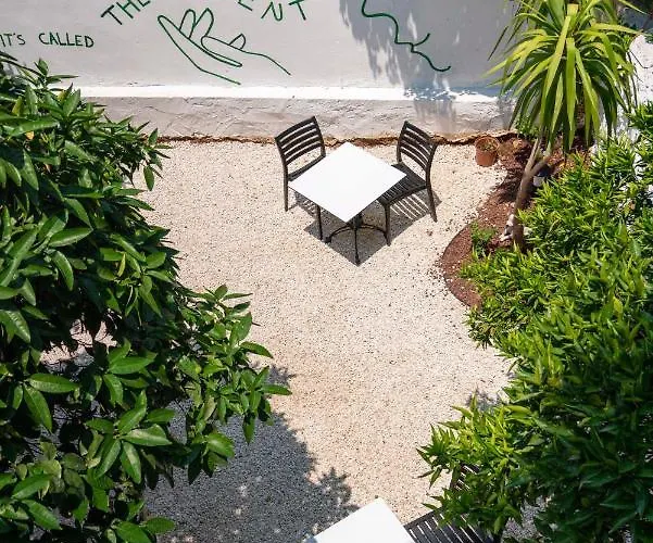 Otel Italic