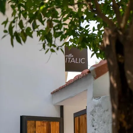 Italic أنطاليا