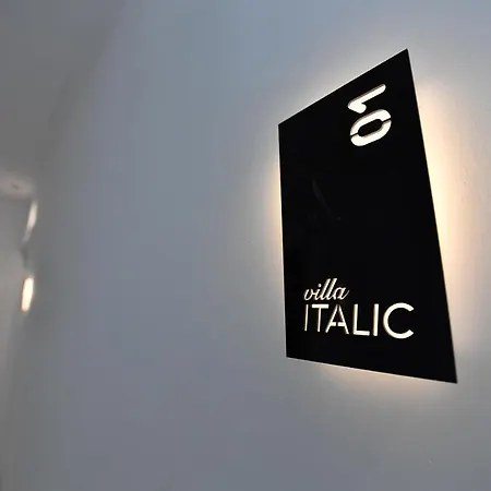 Italic 酒店 *